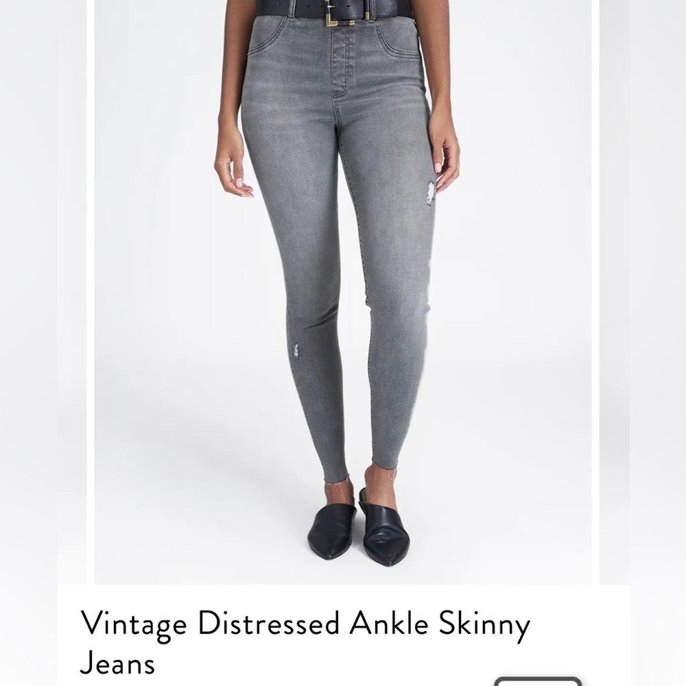 Vintage Distressed Ankle Skinny Jeans